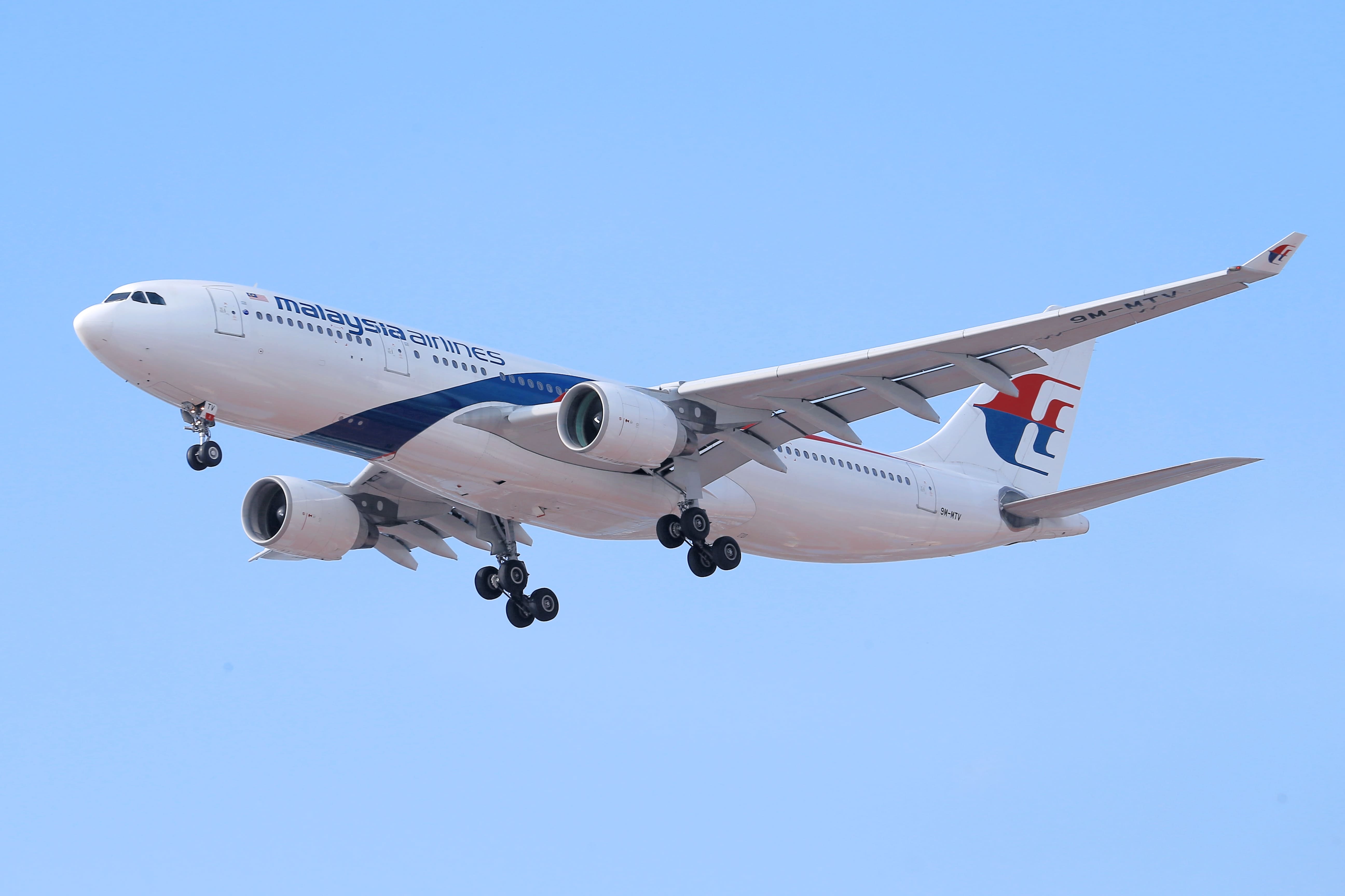 por qué los aviones suelen ser blancos